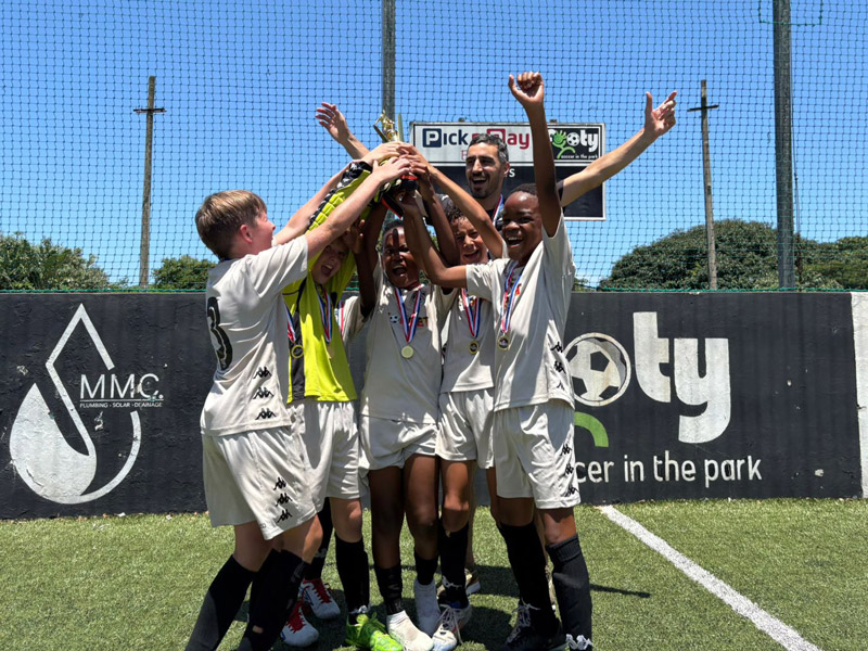 BUFC-U11-5-A-Side-Champs-Trophy-Lift